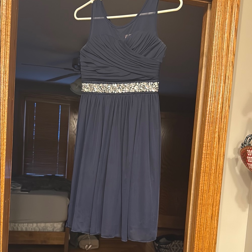 Elegant Navy Blue Sleeveless Dress